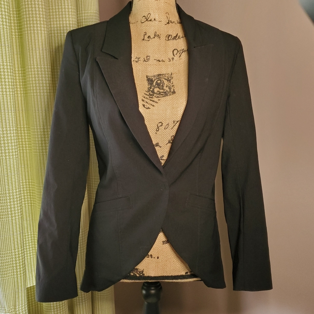 Express blazer in black
